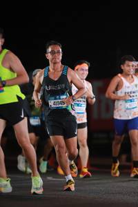 BIB: 711111, 41945
                            <button type="button" onclick="openModal(20194869)" class="btn btn-primary btn-sm float-right btn-popup" data-toggle="modal" data-target=".modal-high-quality">
                        <i class="fas fa-shopping-cart"></i> Add to Cart
                    </button>
                                            <button type="button" onclick="isThisMe(20194869, true)" class="btn btn-success btn-sm float-right btn-popup btn-isme hidden" data-toggle="tooltip" data-placement="bottom" title="นี่คือรูปของคุณใช่ไหม คลิกที่นี่เพื่อเอาเข้าอัลบั้ม">
                        <i class="fas fa-plus"></i> Add to album
                    </button>
                    <button type="button" onclick="isThisMe(20194869, false)" class="btn btn-warning btn-sm float-right btn-popup btn-isnotme hidden">
                        <i class="fas fa-ban"></i> Remove from album
                    </button>