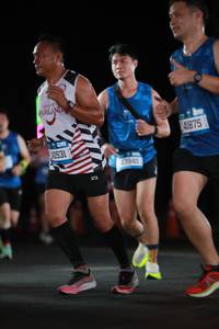 BIB: 40531, 43940, 41875
                            <button type="button" onclick="openModal(20224617)" class="btn btn-primary btn-sm float-right btn-popup" data-toggle="modal" data-target=".modal-high-quality">
                        <i class="fas fa-shopping-cart"></i> Add to Cart
                    </button>
                                            <button type="button" onclick="isThisMe(20224617, true)" class="btn btn-success btn-sm float-right btn-popup btn-isme hidden" data-toggle="tooltip" data-placement="bottom" title="นี่คือรูปของคุณใช่ไหม คลิกที่นี่เพื่อเอาเข้าอัลบั้ม">
                        <i class="fas fa-plus"></i> Add to album
                    </button>
                    <button type="button" onclick="isThisMe(20224617, false)" class="btn btn-warning btn-sm float-right btn-popup btn-isnotme hidden">
                        <i class="fas fa-ban"></i> Remove from album
                    </button>