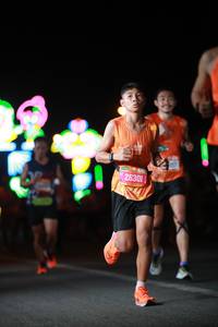 BIB: 26301
                            <button type="button" onclick="openModal(20453251)" class="btn btn-primary btn-sm float-right btn-popup" data-toggle="modal" data-target=".modal-high-quality">
                        <i class="fas fa-shopping-cart"></i> Add to Cart
                    </button>
                                            <button type="button" onclick="isThisMe(20453251, true)" class="btn btn-success btn-sm float-right btn-popup btn-isme hidden" data-toggle="tooltip" data-placement="bottom" title="นี่คือรูปของคุณใช่ไหม คลิกที่นี่เพื่อเอาเข้าอัลบั้ม">
                        <i class="fas fa-plus"></i> Add to album
                    </button>
                    <button type="button" onclick="isThisMe(20453251, false)" class="btn btn-warning btn-sm float-right btn-popup btn-isnotme hidden">
                        <i class="fas fa-ban"></i> Remove from album
                    </button>
