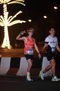 BIB: 40331
                            <button type="button" onclick="openModal(21034468)" class="btn btn-primary btn-sm float-right btn-popup" data-toggle="modal" data-target=".modal-high-quality">
                        <i class="fas fa-shopping-cart"></i> Add to Cart
                    </button>
                                            <button type="button" onclick="isThisMe(21034468, true)" class="btn btn-success btn-sm float-right btn-popup btn-isme hidden" data-toggle="tooltip" data-placement="bottom" title="นี่คือรูปของคุณใช่ไหม คลิกที่นี่เพื่อเอาเข้าอัลบั้ม">
                        <i class="fas fa-plus"></i> Add to album
                    </button>
                    <button type="button" onclick="isThisMe(21034468, false)" class="btn btn-warning btn-sm float-right btn-popup btn-isnotme hidden">
                        <i class="fas fa-ban"></i> Remove from album
                    </button>