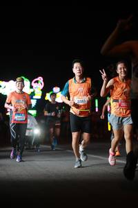 BIB: 40653, 21563, 2627
                            <button type="button" onclick="openModal(20711208)" class="btn btn-primary btn-sm float-right btn-popup" data-toggle="modal" data-target=".modal-high-quality">
                        <i class="fas fa-shopping-cart"></i> Add to Cart
                    </button>
                                            <button type="button" onclick="isThisMe(20711208, true)" class="btn btn-success btn-sm float-right btn-popup btn-isme hidden" data-toggle="tooltip" data-placement="bottom" title="นี่คือรูปของคุณใช่ไหม คลิกที่นี่เพื่อเอาเข้าอัลบั้ม">
                        <i class="fas fa-plus"></i> Add to album
                    </button>
                    <button type="button" onclick="isThisMe(20711208, false)" class="btn btn-warning btn-sm float-right btn-popup btn-isnotme hidden">
                        <i class="fas fa-ban"></i> Remove from album
                    </button>