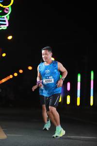 BIB: 42154
                            <button type="button" onclick="openModal(21701032)" class="btn btn-primary btn-sm float-right btn-popup" data-toggle="modal" data-target=".modal-high-quality">
                        <i class="fas fa-shopping-cart"></i> Add to Cart
                    </button>
                                            <button type="button" onclick="isThisMe(21701032, true)" class="btn btn-success btn-sm float-right btn-popup btn-isme hidden" data-toggle="tooltip" data-placement="bottom" title="นี่คือรูปของคุณใช่ไหม คลิกที่นี่เพื่อเอาเข้าอัลบั้ม">
                        <i class="fas fa-plus"></i> Add to album
                    </button>
                    <button type="button" onclick="isThisMe(21701032, false)" class="btn btn-warning btn-sm float-right btn-popup btn-isnotme hidden">
                        <i class="fas fa-ban"></i> Remove from album
                    </button>