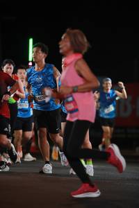 BIB: 427
                            <button type="button" onclick="openModal(21689639)" class="btn btn-primary btn-sm float-right btn-popup" data-toggle="modal" data-target=".modal-high-quality">
                        <i class="fas fa-shopping-cart"></i> Add to Cart
                    </button>
                                            <button type="button" onclick="isThisMe(21689639, true)" class="btn btn-success btn-sm float-right btn-popup btn-isme hidden" data-toggle="tooltip" data-placement="bottom" title="นี่คือรูปของคุณใช่ไหม คลิกที่นี่เพื่อเอาเข้าอัลบั้ม">
                        <i class="fas fa-plus"></i> Add to album
                    </button>
                    <button type="button" onclick="isThisMe(21689639, false)" class="btn btn-warning btn-sm float-right btn-popup btn-isnotme hidden">
                        <i class="fas fa-ban"></i> Remove from album
                    </button>