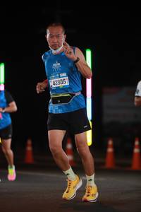 BIB: 071, 42905
                            <button type="button" onclick="openModal(21697396)" class="btn btn-primary btn-sm float-right btn-popup" data-toggle="modal" data-target=".modal-high-quality">
                        <i class="fas fa-shopping-cart"></i> Add to Cart
                    </button>
                                            <button type="button" onclick="isThisMe(21697396, true)" class="btn btn-success btn-sm float-right btn-popup btn-isme hidden" data-toggle="tooltip" data-placement="bottom" title="นี่คือรูปของคุณใช่ไหม คลิกที่นี่เพื่อเอาเข้าอัลบั้ม">
                        <i class="fas fa-plus"></i> Add to album
                    </button>
                    <button type="button" onclick="isThisMe(21697396, false)" class="btn btn-warning btn-sm float-right btn-popup btn-isnotme hidden">
                        <i class="fas fa-ban"></i> Remove from album
                    </button>