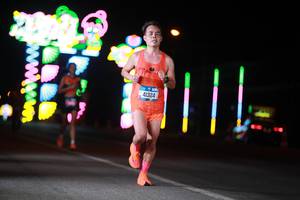 BIB: 41324
                            <button type="button" onclick="openModal(21702871)" class="btn btn-primary btn-sm float-right btn-popup" data-toggle="modal" data-target=".modal-high-quality">
                        <i class="fas fa-shopping-cart"></i> Add to Cart
                    </button>
                                            <button type="button" onclick="isThisMe(21702871, true)" class="btn btn-success btn-sm float-right btn-popup btn-isme hidden" data-toggle="tooltip" data-placement="bottom" title="นี่คือรูปของคุณใช่ไหม คลิกที่นี่เพื่อเอาเข้าอัลบั้ม">
                        <i class="fas fa-plus"></i> Add to album
                    </button>
                    <button type="button" onclick="isThisMe(21702871, false)" class="btn btn-warning btn-sm float-right btn-popup btn-isnotme hidden">
                        <i class="fas fa-ban"></i> Remove from album
                    </button>