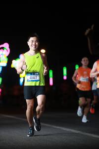 BIB: 40417
                            <button type="button" onclick="openModal(21723146)" class="btn btn-primary btn-sm float-right btn-popup" data-toggle="modal" data-target=".modal-high-quality">
                        <i class="fas fa-shopping-cart"></i> Add to Cart
                    </button>
                                            <button type="button" onclick="isThisMe(21723146, true)" class="btn btn-success btn-sm float-right btn-popup btn-isme hidden" data-toggle="tooltip" data-placement="bottom" title="นี่คือรูปของคุณใช่ไหม คลิกที่นี่เพื่อเอาเข้าอัลบั้ม">
                        <i class="fas fa-plus"></i> Add to album
                    </button>
                    <button type="button" onclick="isThisMe(21723146, false)" class="btn btn-warning btn-sm float-right btn-popup btn-isnotme hidden">
                        <i class="fas fa-ban"></i> Remove from album
                    </button>