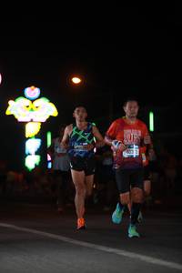 BIB: 405, 403, 103
                            <button type="button" onclick="openModal(21715545)" class="btn btn-primary btn-sm float-right btn-popup" data-toggle="modal" data-target=".modal-high-quality">
                        <i class="fas fa-shopping-cart"></i> Add to Cart
                    </button>
                                            <button type="button" onclick="isThisMe(21715545, true)" class="btn btn-success btn-sm float-right btn-popup btn-isme hidden" data-toggle="tooltip" data-placement="bottom" title="นี่คือรูปของคุณใช่ไหม คลิกที่นี่เพื่อเอาเข้าอัลบั้ม">
                        <i class="fas fa-plus"></i> Add to album
                    </button>
                    <button type="button" onclick="isThisMe(21715545, false)" class="btn btn-warning btn-sm float-right btn-popup btn-isnotme hidden">
                        <i class="fas fa-ban"></i> Remove from album
                    </button>