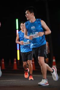 BIB: 42195, 42392
                            <button type="button" onclick="openModal(21693046)" class="btn btn-primary btn-sm float-right btn-popup" data-toggle="modal" data-target=".modal-high-quality">
                        <i class="fas fa-shopping-cart"></i> Add to Cart
                    </button>
                                            <button type="button" onclick="isThisMe(21693046, true)" class="btn btn-success btn-sm float-right btn-popup btn-isme hidden" data-toggle="tooltip" data-placement="bottom" title="นี่คือรูปของคุณใช่ไหม คลิกที่นี่เพื่อเอาเข้าอัลบั้ม">
                        <i class="fas fa-plus"></i> Add to album
                    </button>
                    <button type="button" onclick="isThisMe(21693046, false)" class="btn btn-warning btn-sm float-right btn-popup btn-isnotme hidden">
                        <i class="fas fa-ban"></i> Remove from album
                    </button>