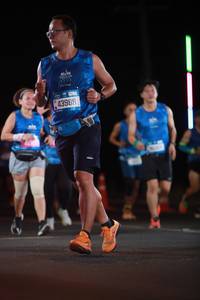 BIB: 6868
                            <button type="button" onclick="openModal(21690801)" class="btn btn-primary btn-sm float-right btn-popup" data-toggle="modal" data-target=".modal-high-quality">
                        <i class="fas fa-shopping-cart"></i> Add to Cart
                    </button>
                                            <button type="button" onclick="isThisMe(21690801, true)" class="btn btn-success btn-sm float-right btn-popup btn-isme hidden" data-toggle="tooltip" data-placement="bottom" title="นี่คือรูปของคุณใช่ไหม คลิกที่นี่เพื่อเอาเข้าอัลบั้ม">
                        <i class="fas fa-plus"></i> Add to album
                    </button>
                    <button type="button" onclick="isThisMe(21690801, false)" class="btn btn-warning btn-sm float-right btn-popup btn-isnotme hidden">
                        <i class="fas fa-ban"></i> Remove from album
                    </button>