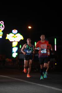 BIB: 40522, 40375, 183
                            <button type="button" onclick="openModal(21715541)" class="btn btn-primary btn-sm float-right btn-popup" data-toggle="modal" data-target=".modal-high-quality">
                        <i class="fas fa-shopping-cart"></i> Add to Cart
                    </button>
                                            <button type="button" onclick="isThisMe(21715541, true)" class="btn btn-success btn-sm float-right btn-popup btn-isme hidden" data-toggle="tooltip" data-placement="bottom" title="นี่คือรูปของคุณใช่ไหม คลิกที่นี่เพื่อเอาเข้าอัลบั้ม">
                        <i class="fas fa-plus"></i> Add to album
                    </button>
                    <button type="button" onclick="isThisMe(21715541, false)" class="btn btn-warning btn-sm float-right btn-popup btn-isnotme hidden">
                        <i class="fas fa-ban"></i> Remove from album
                    </button>