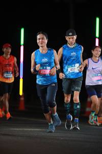 BIB: 45398, 402
                            <button type="button" onclick="openModal(21689368)" class="btn btn-primary btn-sm float-right btn-popup" data-toggle="modal" data-target=".modal-high-quality">
                        <i class="fas fa-shopping-cart"></i> Add to Cart
                    </button>
                                            <button type="button" onclick="isThisMe(21689368, true)" class="btn btn-success btn-sm float-right btn-popup btn-isme hidden" data-toggle="tooltip" data-placement="bottom" title="นี่คือรูปของคุณใช่ไหม คลิกที่นี่เพื่อเอาเข้าอัลบั้ม">
                        <i class="fas fa-plus"></i> Add to album
                    </button>
                    <button type="button" onclick="isThisMe(21689368, false)" class="btn btn-warning btn-sm float-right btn-popup btn-isnotme hidden">
                        <i class="fas fa-ban"></i> Remove from album
                    </button>