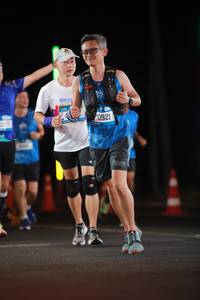 BIB: 2575, 0921
                            <button type="button" onclick="openModal(21690548)" class="btn btn-primary btn-sm float-right btn-popup" data-toggle="modal" data-target=".modal-high-quality">
                        <i class="fas fa-shopping-cart"></i> Add to Cart
                    </button>
                                            <button type="button" onclick="isThisMe(21690548, true)" class="btn btn-success btn-sm float-right btn-popup btn-isme hidden" data-toggle="tooltip" data-placement="bottom" title="นี่คือรูปของคุณใช่ไหม คลิกที่นี่เพื่อเอาเข้าอัลบั้ม">
                        <i class="fas fa-plus"></i> Add to album
                    </button>
                    <button type="button" onclick="isThisMe(21690548, false)" class="btn btn-warning btn-sm float-right btn-popup btn-isnotme hidden">
                        <i class="fas fa-ban"></i> Remove from album
                    </button>