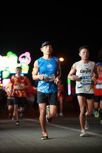 BIB: 140, 42295, 41295
                            <button type="button" onclick="openModal(21694815)" class="btn btn-primary btn-sm float-right btn-popup" data-toggle="modal" data-target=".modal-high-quality">
                        <i class="fas fa-shopping-cart"></i> Add to Cart
                    </button>
                                            <button type="button" onclick="isThisMe(21694815, true)" class="btn btn-success btn-sm float-right btn-popup btn-isme hidden" data-toggle="tooltip" data-placement="bottom" title="นี่คือรูปของคุณใช่ไหม คลิกที่นี่เพื่อเอาเข้าอัลบั้ม">
                        <i class="fas fa-plus"></i> Add to album
                    </button>
                    <button type="button" onclick="isThisMe(21694815, false)" class="btn btn-warning btn-sm float-right btn-popup btn-isnotme hidden">
                        <i class="fas fa-ban"></i> Remove from album
                    </button>