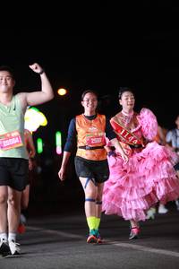 BIB: 26564, 25101, 1144
                            <button type="button" onclick="openModal(21702295)" class="btn btn-primary btn-sm float-right btn-popup" data-toggle="modal" data-target=".modal-high-quality">
                        <i class="fas fa-shopping-cart"></i> Add to Cart
                    </button>
                                            <button type="button" onclick="isThisMe(21702295, true)" class="btn btn-success btn-sm float-right btn-popup btn-isme hidden" data-toggle="tooltip" data-placement="bottom" title="นี่คือรูปของคุณใช่ไหม คลิกที่นี่เพื่อเอาเข้าอัลบั้ม">
                        <i class="fas fa-plus"></i> Add to album
                    </button>
                    <button type="button" onclick="isThisMe(21702295, false)" class="btn btn-warning btn-sm float-right btn-popup btn-isnotme hidden">
                        <i class="fas fa-ban"></i> Remove from album
                    </button>