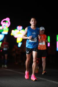 BIB: 071, 40217
                            <button type="button" onclick="openModal(21692477)" class="btn btn-primary btn-sm float-right btn-popup" data-toggle="modal" data-target=".modal-high-quality">
                        <i class="fas fa-shopping-cart"></i> Add to Cart
                    </button>
                                            <button type="button" onclick="isThisMe(21692477, true)" class="btn btn-success btn-sm float-right btn-popup btn-isme hidden" data-toggle="tooltip" data-placement="bottom" title="นี่คือรูปของคุณใช่ไหม คลิกที่นี่เพื่อเอาเข้าอัลบั้ม">
                        <i class="fas fa-plus"></i> Add to album
                    </button>
                    <button type="button" onclick="isThisMe(21692477, false)" class="btn btn-warning btn-sm float-right btn-popup btn-isnotme hidden">
                        <i class="fas fa-ban"></i> Remove from album
                    </button>