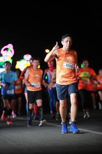 BIB: 22019
                            <button type="button" onclick="openModal(21707381)" class="btn btn-primary btn-sm float-right btn-popup" data-toggle="modal" data-target=".modal-high-quality">
                        <i class="fas fa-shopping-cart"></i> Add to Cart
                    </button>
                                            <button type="button" onclick="isThisMe(21707381, true)" class="btn btn-success btn-sm float-right btn-popup btn-isme hidden" data-toggle="tooltip" data-placement="bottom" title="นี่คือรูปของคุณใช่ไหม คลิกที่นี่เพื่อเอาเข้าอัลบั้ม">
                        <i class="fas fa-plus"></i> Add to album
                    </button>
                    <button type="button" onclick="isThisMe(21707381, false)" class="btn btn-warning btn-sm float-right btn-popup btn-isnotme hidden">
                        <i class="fas fa-ban"></i> Remove from album
                    </button>