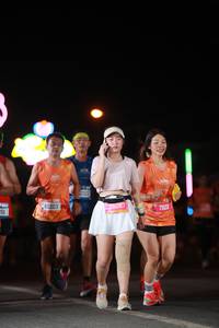 BIB: 0228, 48092, 78211
                            <button type="button" onclick="openModal(21706694)" class="btn btn-primary btn-sm float-right btn-popup" data-toggle="modal" data-target=".modal-high-quality">
                        <i class="fas fa-shopping-cart"></i> Add to Cart
                    </button>
                                            <button type="button" onclick="isThisMe(21706694, true)" class="btn btn-success btn-sm float-right btn-popup btn-isme hidden" data-toggle="tooltip" data-placement="bottom" title="นี่คือรูปของคุณใช่ไหม คลิกที่นี่เพื่อเอาเข้าอัลบั้ม">
                        <i class="fas fa-plus"></i> Add to album
                    </button>
                    <button type="button" onclick="isThisMe(21706694, false)" class="btn btn-warning btn-sm float-right btn-popup btn-isnotme hidden">
                        <i class="fas fa-ban"></i> Remove from album
                    </button>