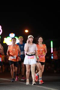 BIB: 2203, 26087, 79211
                            <button type="button" onclick="openModal(21706693)" class="btn btn-primary btn-sm float-right btn-popup" data-toggle="modal" data-target=".modal-high-quality">
                        <i class="fas fa-shopping-cart"></i> Add to Cart
                    </button>
                                            <button type="button" onclick="isThisMe(21706693, true)" class="btn btn-success btn-sm float-right btn-popup btn-isme hidden" data-toggle="tooltip" data-placement="bottom" title="นี่คือรูปของคุณใช่ไหม คลิกที่นี่เพื่อเอาเข้าอัลบั้ม">
                        <i class="fas fa-plus"></i> Add to album
                    </button>
                    <button type="button" onclick="isThisMe(21706693, false)" class="btn btn-warning btn-sm float-right btn-popup btn-isnotme hidden">
                        <i class="fas fa-ban"></i> Remove from album
                    </button>