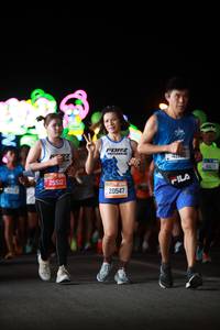 BIB: 25512, 20547, 40172
                            <button type="button" onclick="openModal(21710116)" class="btn btn-primary btn-sm float-right btn-popup" data-toggle="modal" data-target=".modal-high-quality">
                        <i class="fas fa-shopping-cart"></i> Add to Cart
                    </button>
                                            <button type="button" onclick="isThisMe(21710116, true)" class="btn btn-success btn-sm float-right btn-popup btn-isme hidden" data-toggle="tooltip" data-placement="bottom" title="นี่คือรูปของคุณใช่ไหม คลิกที่นี่เพื่อเอาเข้าอัลบั้ม">
                        <i class="fas fa-plus"></i> Add to album
                    </button>
                    <button type="button" onclick="isThisMe(21710116, false)" class="btn btn-warning btn-sm float-right btn-popup btn-isnotme hidden">
                        <i class="fas fa-ban"></i> Remove from album
                    </button>