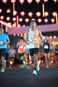BIB: 964, 20253
                            <button type="button" onclick="openModal(20137231)" class="btn btn-primary btn-sm float-right btn-popup" data-toggle="modal" data-target=".modal-high-quality">
                        <i class="fas fa-shopping-cart"></i> Add to Cart
                    </button>
                                            <button type="button" onclick="isThisMe(20137231, true)" class="btn btn-success btn-sm float-right btn-popup btn-isme hidden" data-toggle="tooltip" data-placement="bottom" title="นี่คือรูปของคุณใช่ไหม คลิกที่นี่เพื่อเอาเข้าอัลบั้ม">
                        <i class="fas fa-plus"></i> Add to album
                    </button>
                    <button type="button" onclick="isThisMe(20137231, false)" class="btn btn-warning btn-sm float-right btn-popup btn-isnotme hidden">
                        <i class="fas fa-ban"></i> Remove from album
                    </button>