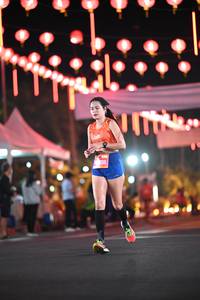 BIB: 800
                            <button type="button" onclick="openModal(20133106)" class="btn btn-primary btn-sm float-right btn-popup" data-toggle="modal" data-target=".modal-high-quality">
                        <i class="fas fa-shopping-cart"></i> Add to Cart
                    </button>
                                            <button type="button" onclick="isThisMe(20133106, true)" class="btn btn-success btn-sm float-right btn-popup btn-isme hidden" data-toggle="tooltip" data-placement="bottom" title="นี่คือรูปของคุณใช่ไหม คลิกที่นี่เพื่อเอาเข้าอัลบั้ม">
                        <i class="fas fa-plus"></i> Add to album
                    </button>
                    <button type="button" onclick="isThisMe(20133106, false)" class="btn btn-warning btn-sm float-right btn-popup btn-isnotme hidden">
                        <i class="fas fa-ban"></i> Remove from album
                    </button>