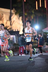 BIB: 864, 42177
                            <button type="button" onclick="openModal(20139910)" class="btn btn-primary btn-sm float-right btn-popup" data-toggle="modal" data-target=".modal-high-quality">
                        <i class="fas fa-shopping-cart"></i> Add to Cart
                    </button>
                                            <button type="button" onclick="isThisMe(20139910, true)" class="btn btn-success btn-sm float-right btn-popup btn-isme hidden" data-toggle="tooltip" data-placement="bottom" title="นี่คือรูปของคุณใช่ไหม คลิกที่นี่เพื่อเอาเข้าอัลบั้ม">
                        <i class="fas fa-plus"></i> Add to album
                    </button>
                    <button type="button" onclick="isThisMe(20139910, false)" class="btn btn-warning btn-sm float-right btn-popup btn-isnotme hidden">
                        <i class="fas fa-ban"></i> Remove from album
                    </button>