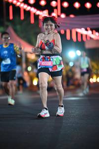 BIB: 090
                            <button type="button" onclick="openModal(21572302)" class="btn btn-primary btn-sm float-right btn-popup" data-toggle="modal" data-target=".modal-high-quality">
                        <i class="fas fa-shopping-cart"></i> Add to Cart
                    </button>
                                            <button type="button" onclick="isThisMe(21572302, true)" class="btn btn-success btn-sm float-right btn-popup btn-isme hidden" data-toggle="tooltip" data-placement="bottom" title="นี่คือรูปของคุณใช่ไหม คลิกที่นี่เพื่อเอาเข้าอัลบั้ม">
                        <i class="fas fa-plus"></i> Add to album
                    </button>
                    <button type="button" onclick="isThisMe(21572302, false)" class="btn btn-warning btn-sm float-right btn-popup btn-isnotme hidden">
                        <i class="fas fa-ban"></i> Remove from album
                    </button>