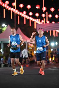 BIB: 225, 42905, 41733
                            <button type="button" onclick="openModal(21568846)" class="btn btn-primary btn-sm float-right btn-popup" data-toggle="modal" data-target=".modal-high-quality">
                        <i class="fas fa-shopping-cart"></i> Add to Cart
                    </button>
                                            <button type="button" onclick="isThisMe(21568846, true)" class="btn btn-success btn-sm float-right btn-popup btn-isme hidden" data-toggle="tooltip" data-placement="bottom" title="นี่คือรูปของคุณใช่ไหม คลิกที่นี่เพื่อเอาเข้าอัลบั้ม">
                        <i class="fas fa-plus"></i> Add to album
                    </button>
                    <button type="button" onclick="isThisMe(21568846, false)" class="btn btn-warning btn-sm float-right btn-popup btn-isnotme hidden">
                        <i class="fas fa-ban"></i> Remove from album
                    </button>