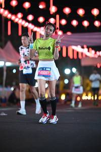 BIB: 45097, 6081
                            <button type="button" onclick="openModal(21567872)" class="btn btn-primary btn-sm float-right btn-popup" data-toggle="modal" data-target=".modal-high-quality">
                        <i class="fas fa-shopping-cart"></i> Add to Cart
                    </button>
                                            <button type="button" onclick="isThisMe(21567872, true)" class="btn btn-success btn-sm float-right btn-popup btn-isme hidden" data-toggle="tooltip" data-placement="bottom" title="นี่คือรูปของคุณใช่ไหม คลิกที่นี่เพื่อเอาเข้าอัลบั้ม">
                        <i class="fas fa-plus"></i> Add to album
                    </button>
                    <button type="button" onclick="isThisMe(21567872, false)" class="btn btn-warning btn-sm float-right btn-popup btn-isnotme hidden">
                        <i class="fas fa-ban"></i> Remove from album
                    </button>