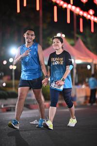 BIB: 41102
                            <button type="button" onclick="openModal(21574597)" class="btn btn-primary btn-sm float-right btn-popup" data-toggle="modal" data-target=".modal-high-quality">
                        <i class="fas fa-shopping-cart"></i> Add to Cart
                    </button>
                                            <button type="button" onclick="isThisMe(21574597, true)" class="btn btn-success btn-sm float-right btn-popup btn-isme hidden" data-toggle="tooltip" data-placement="bottom" title="นี่คือรูปของคุณใช่ไหม คลิกที่นี่เพื่อเอาเข้าอัลบั้ม">
                        <i class="fas fa-plus"></i> Add to album
                    </button>
                    <button type="button" onclick="isThisMe(21574597, false)" class="btn btn-warning btn-sm float-right btn-popup btn-isnotme hidden">
                        <i class="fas fa-ban"></i> Remove from album
                    </button>