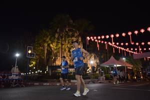 BIB: 904, 502201
                            <button type="button" onclick="openModal(20049455)" class="btn btn-primary btn-sm float-right btn-popup" data-toggle="modal" data-target=".modal-high-quality">
                        <i class="fas fa-shopping-cart"></i> Add to Cart
                    </button>
                                            <button type="button" onclick="isThisMe(20049455, true)" class="btn btn-success btn-sm float-right btn-popup btn-isme hidden" data-toggle="tooltip" data-placement="bottom" title="นี่คือรูปของคุณใช่ไหม คลิกที่นี่เพื่อเอาเข้าอัลบั้ม">
                        <i class="fas fa-plus"></i> Add to album
                    </button>
                    <button type="button" onclick="isThisMe(20049455, false)" class="btn btn-warning btn-sm float-right btn-popup btn-isnotme hidden">
                        <i class="fas fa-ban"></i> Remove from album
                    </button>