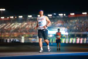 BIB: 1000, 42368
                            <button type="button" onclick="openModal(20912109)" class="btn btn-primary btn-sm float-right btn-popup" data-toggle="modal" data-target=".modal-high-quality">
                        <i class="fas fa-shopping-cart"></i> Add to Cart
                    </button>
                                            <button type="button" onclick="isThisMe(20912109, true)" class="btn btn-success btn-sm float-right btn-popup btn-isme hidden" data-toggle="tooltip" data-placement="bottom" title="นี่คือรูปของคุณใช่ไหม คลิกที่นี่เพื่อเอาเข้าอัลบั้ม">
                        <i class="fas fa-plus"></i> Add to album
                    </button>
                    <button type="button" onclick="isThisMe(20912109, false)" class="btn btn-warning btn-sm float-right btn-popup btn-isnotme hidden">
                        <i class="fas fa-ban"></i> Remove from album
                    </button>