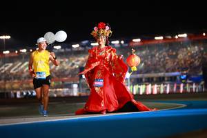 BIB: 68423
                            <button type="button" onclick="openModal(20926591)" class="btn btn-primary btn-sm float-right btn-popup" data-toggle="modal" data-target=".modal-high-quality">
                        <i class="fas fa-shopping-cart"></i> Add to Cart
                    </button>
                                            <button type="button" onclick="isThisMe(20926591, true)" class="btn btn-success btn-sm float-right btn-popup btn-isme hidden" data-toggle="tooltip" data-placement="bottom" title="นี่คือรูปของคุณใช่ไหม คลิกที่นี่เพื่อเอาเข้าอัลบั้ม">
                        <i class="fas fa-plus"></i> Add to album
                    </button>
                    <button type="button" onclick="isThisMe(20926591, false)" class="btn btn-warning btn-sm float-right btn-popup btn-isnotme hidden">
                        <i class="fas fa-ban"></i> Remove from album
                    </button>