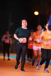 BIB: 055, 609, 917, 9236
                            <button type="button" onclick="openModal(20899719)" class="btn btn-primary btn-sm float-right btn-popup" data-toggle="modal" data-target=".modal-high-quality">
                        <i class="fas fa-shopping-cart"></i> Add to Cart
                    </button>
                                            <button type="button" onclick="isThisMe(20899719, true)" class="btn btn-success btn-sm float-right btn-popup btn-isme hidden" data-toggle="tooltip" data-placement="bottom" title="นี่คือรูปของคุณใช่ไหม คลิกที่นี่เพื่อเอาเข้าอัลบั้ม">
                        <i class="fas fa-plus"></i> Add to album
                    </button>
                    <button type="button" onclick="isThisMe(20899719, false)" class="btn btn-warning btn-sm float-right btn-popup btn-isnotme hidden">
                        <i class="fas fa-ban"></i> Remove from album
                    </button>
