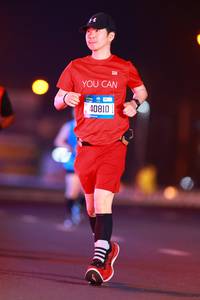 BIB: 40810
                            <button type="button" onclick="openModal(20463086)" class="btn btn-primary btn-sm float-right btn-popup" data-toggle="modal" data-target=".modal-high-quality">
                        <i class="fas fa-shopping-cart"></i> Add to Cart
                    </button>
                                            <button type="button" onclick="isThisMe(20463086, true)" class="btn btn-success btn-sm float-right btn-popup btn-isme hidden" data-toggle="tooltip" data-placement="bottom" title="นี่คือรูปของคุณใช่ไหม คลิกที่นี่เพื่อเอาเข้าอัลบั้ม">
                        <i class="fas fa-plus"></i> Add to album
                    </button>
                    <button type="button" onclick="isThisMe(20463086, false)" class="btn btn-warning btn-sm float-right btn-popup btn-isnotme hidden">
                        <i class="fas fa-ban"></i> Remove from album
                    </button>