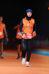 BIB: 102, 25941
                            <button type="button" onclick="openModal(20329431)" class="btn btn-primary btn-sm float-right btn-popup" data-toggle="modal" data-target=".modal-high-quality">
                        <i class="fas fa-shopping-cart"></i> Add to Cart
                    </button>
                                            <button type="button" onclick="isThisMe(20329431, true)" class="btn btn-success btn-sm float-right btn-popup btn-isme hidden" data-toggle="tooltip" data-placement="bottom" title="นี่คือรูปของคุณใช่ไหม คลิกที่นี่เพื่อเอาเข้าอัลบั้ม">
                        <i class="fas fa-plus"></i> Add to album
                    </button>
                    <button type="button" onclick="isThisMe(20329431, false)" class="btn btn-warning btn-sm float-right btn-popup btn-isnotme hidden">
                        <i class="fas fa-ban"></i> Remove from album
                    </button>