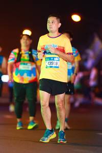 BIB: 43509
                            <button type="button" onclick="openModal(20513627)" class="btn btn-primary btn-sm float-right btn-popup" data-toggle="modal" data-target=".modal-high-quality">
                        <i class="fas fa-shopping-cart"></i> Add to Cart
                    </button>
                                            <button type="button" onclick="isThisMe(20513627, true)" class="btn btn-success btn-sm float-right btn-popup btn-isme hidden" data-toggle="tooltip" data-placement="bottom" title="นี่คือรูปของคุณใช่ไหม คลิกที่นี่เพื่อเอาเข้าอัลบั้ม">
                        <i class="fas fa-plus"></i> Add to album
                    </button>
                    <button type="button" onclick="isThisMe(20513627, false)" class="btn btn-warning btn-sm float-right btn-popup btn-isnotme hidden">
                        <i class="fas fa-ban"></i> Remove from album
                    </button>