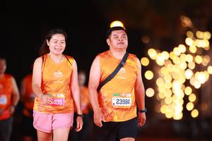 BIB: 405, 23984
                            <button type="button" onclick="openModal(20329677)" class="btn btn-primary btn-sm float-right btn-popup" data-toggle="modal" data-target=".modal-high-quality">
                        <i class="fas fa-shopping-cart"></i> Add to Cart
                    </button>
                                            <button type="button" onclick="isThisMe(20329677, true)" class="btn btn-success btn-sm float-right btn-popup btn-isme hidden" data-toggle="tooltip" data-placement="bottom" title="นี่คือรูปของคุณใช่ไหม คลิกที่นี่เพื่อเอาเข้าอัลบั้ม">
                        <i class="fas fa-plus"></i> Add to album
                    </button>
                    <button type="button" onclick="isThisMe(20329677, false)" class="btn btn-warning btn-sm float-right btn-popup btn-isnotme hidden">
                        <i class="fas fa-ban"></i> Remove from album
                    </button>