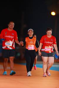 BIB: 23660, 26732, 25580
                            <button type="button" onclick="openModal(20362788)" class="btn btn-primary btn-sm float-right btn-popup" data-toggle="modal" data-target=".modal-high-quality">
                        <i class="fas fa-shopping-cart"></i> Add to Cart
                    </button>
                                            <button type="button" onclick="isThisMe(20362788, true)" class="btn btn-success btn-sm float-right btn-popup btn-isme hidden" data-toggle="tooltip" data-placement="bottom" title="นี่คือรูปของคุณใช่ไหม คลิกที่นี่เพื่อเอาเข้าอัลบั้ม">
                        <i class="fas fa-plus"></i> Add to album
                    </button>
                    <button type="button" onclick="isThisMe(20362788, false)" class="btn btn-warning btn-sm float-right btn-popup btn-isnotme hidden">
                        <i class="fas fa-ban"></i> Remove from album
                    </button>
