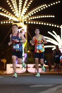 BIB: 41310, 40122
                            <button type="button" onclick="openModal(20916741)" class="btn btn-primary btn-sm float-right btn-popup" data-toggle="modal" data-target=".modal-high-quality">
                        <i class="fas fa-shopping-cart"></i> Add to Cart
                    </button>
                                            <button type="button" onclick="isThisMe(20916741, true)" class="btn btn-success btn-sm float-right btn-popup btn-isme hidden" data-toggle="tooltip" data-placement="bottom" title="นี่คือรูปของคุณใช่ไหม คลิกที่นี่เพื่อเอาเข้าอัลบั้ม">
                        <i class="fas fa-plus"></i> Add to album
                    </button>
                    <button type="button" onclick="isThisMe(20916741, false)" class="btn btn-warning btn-sm float-right btn-popup btn-isnotme hidden">
                        <i class="fas fa-ban"></i> Remove from album
                    </button>