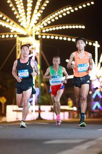 BIB: 40239, 40257, 83413
                            <button type="button" onclick="openModal(20827045)" class="btn btn-primary btn-sm float-right btn-popup" data-toggle="modal" data-target=".modal-high-quality">
                        <i class="fas fa-shopping-cart"></i> Add to Cart
                    </button>
                                            <button type="button" onclick="isThisMe(20827045, true)" class="btn btn-success btn-sm float-right btn-popup btn-isme hidden" data-toggle="tooltip" data-placement="bottom" title="นี่คือรูปของคุณใช่ไหม คลิกที่นี่เพื่อเอาเข้าอัลบั้ม">
                        <i class="fas fa-plus"></i> Add to album
                    </button>
                    <button type="button" onclick="isThisMe(20827045, false)" class="btn btn-warning btn-sm float-right btn-popup btn-isnotme hidden">
                        <i class="fas fa-ban"></i> Remove from album
                    </button>