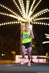 BIB: 40261, 6000, 0000
                            <button type="button" onclick="openModal(20828272)" class="btn btn-primary btn-sm float-right btn-popup" data-toggle="modal" data-target=".modal-high-quality">
                        <i class="fas fa-shopping-cart"></i> Add to Cart
                    </button>
                                            <button type="button" onclick="isThisMe(20828272, true)" class="btn btn-success btn-sm float-right btn-popup btn-isme hidden" data-toggle="tooltip" data-placement="bottom" title="นี่คือรูปของคุณใช่ไหม คลิกที่นี่เพื่อเอาเข้าอัลบั้ม">
                        <i class="fas fa-plus"></i> Add to album
                    </button>
                    <button type="button" onclick="isThisMe(20828272, false)" class="btn btn-warning btn-sm float-right btn-popup btn-isnotme hidden">
                        <i class="fas fa-ban"></i> Remove from album
                    </button>