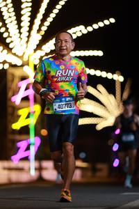 BIB: 40773
                            <button type="button" onclick="openModal(20824178)" class="btn btn-primary btn-sm float-right btn-popup" data-toggle="modal" data-target=".modal-high-quality">
                        <i class="fas fa-shopping-cart"></i> Add to Cart
                    </button>
                                            <button type="button" onclick="isThisMe(20824178, true)" class="btn btn-success btn-sm float-right btn-popup btn-isme hidden" data-toggle="tooltip" data-placement="bottom" title="นี่คือรูปของคุณใช่ไหม คลิกที่นี่เพื่อเอาเข้าอัลบั้ม">
                        <i class="fas fa-plus"></i> Add to album
                    </button>
                    <button type="button" onclick="isThisMe(20824178, false)" class="btn btn-warning btn-sm float-right btn-popup btn-isnotme hidden">
                        <i class="fas fa-ban"></i> Remove from album
                    </button>