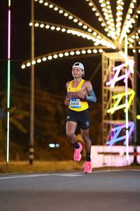 BIB: 40800
                            <button type="button" onclick="openModal(20822612)" class="btn btn-primary btn-sm float-right btn-popup" data-toggle="modal" data-target=".modal-high-quality">
                        <i class="fas fa-shopping-cart"></i> Add to Cart
                    </button>
                                            <button type="button" onclick="isThisMe(20822612, true)" class="btn btn-success btn-sm float-right btn-popup btn-isme hidden" data-toggle="tooltip" data-placement="bottom" title="นี่คือรูปของคุณใช่ไหม คลิกที่นี่เพื่อเอาเข้าอัลบั้ม">
                        <i class="fas fa-plus"></i> Add to album
                    </button>
                    <button type="button" onclick="isThisMe(20822612, false)" class="btn btn-warning btn-sm float-right btn-popup btn-isnotme hidden">
                        <i class="fas fa-ban"></i> Remove from album
                    </button>