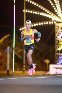 BIB: 40800
                            <button type="button" onclick="openModal(20822661)" class="btn btn-primary btn-sm float-right btn-popup" data-toggle="modal" data-target=".modal-high-quality">
                        <i class="fas fa-shopping-cart"></i> Add to Cart
                    </button>
                                            <button type="button" onclick="isThisMe(20822661, true)" class="btn btn-success btn-sm float-right btn-popup btn-isme hidden" data-toggle="tooltip" data-placement="bottom" title="นี่คือรูปของคุณใช่ไหม คลิกที่นี่เพื่อเอาเข้าอัลบั้ม">
                        <i class="fas fa-plus"></i> Add to album
                    </button>
                    <button type="button" onclick="isThisMe(20822661, false)" class="btn btn-warning btn-sm float-right btn-popup btn-isnotme hidden">
                        <i class="fas fa-ban"></i> Remove from album
                    </button>