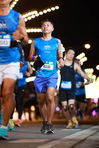 BIB: 043, 41141
                            <button type="button" onclick="openModal(20976077)" class="btn btn-primary btn-sm float-right btn-popup" data-toggle="modal" data-target=".modal-high-quality">
                        <i class="fas fa-shopping-cart"></i> Add to Cart
                    </button>
                                            <button type="button" onclick="isThisMe(20976077, true)" class="btn btn-success btn-sm float-right btn-popup btn-isme hidden" data-toggle="tooltip" data-placement="bottom" title="นี่คือรูปของคุณใช่ไหม คลิกที่นี่เพื่อเอาเข้าอัลบั้ม">
                        <i class="fas fa-plus"></i> Add to album
                    </button>
                    <button type="button" onclick="isThisMe(20976077, false)" class="btn btn-warning btn-sm float-right btn-popup btn-isnotme hidden">
                        <i class="fas fa-ban"></i> Remove from album
                    </button>