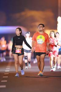 BIB: 512, 232
                            <button type="button" onclick="openModal(21256256)" class="btn btn-primary btn-sm float-right btn-popup" data-toggle="modal" data-target=".modal-high-quality">
                        <i class="fas fa-shopping-cart"></i> Add to Cart
                    </button>
                                            <button type="button" onclick="isThisMe(21256256, true)" class="btn btn-success btn-sm float-right btn-popup btn-isme hidden" data-toggle="tooltip" data-placement="bottom" title="นี่คือรูปของคุณใช่ไหม คลิกที่นี่เพื่อเอาเข้าอัลบั้ม">
                        <i class="fas fa-plus"></i> Add to album
                    </button>
                    <button type="button" onclick="isThisMe(21256256, false)" class="btn btn-warning btn-sm float-right btn-popup btn-isnotme hidden">
                        <i class="fas fa-ban"></i> Remove from album
                    </button>