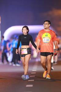BIB: 2454, 23210
                            <button type="button" onclick="openModal(21256938)" class="btn btn-primary btn-sm float-right btn-popup" data-toggle="modal" data-target=".modal-high-quality">
                        <i class="fas fa-shopping-cart"></i> Add to Cart
                    </button>
                                            <button type="button" onclick="isThisMe(21256938, true)" class="btn btn-success btn-sm float-right btn-popup btn-isme hidden" data-toggle="tooltip" data-placement="bottom" title="นี่คือรูปของคุณใช่ไหม คลิกที่นี่เพื่อเอาเข้าอัลบั้ม">
                        <i class="fas fa-plus"></i> Add to album
                    </button>
                    <button type="button" onclick="isThisMe(21256938, false)" class="btn btn-warning btn-sm float-right btn-popup btn-isnotme hidden">
                        <i class="fas fa-ban"></i> Remove from album
                    </button>