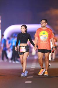 BIB: 2454, 23210
                            <button type="button" onclick="openModal(21257270)" class="btn btn-primary btn-sm float-right btn-popup" data-toggle="modal" data-target=".modal-high-quality">
                        <i class="fas fa-shopping-cart"></i> Add to Cart
                    </button>
                                            <button type="button" onclick="isThisMe(21257270, true)" class="btn btn-success btn-sm float-right btn-popup btn-isme hidden" data-toggle="tooltip" data-placement="bottom" title="นี่คือรูปของคุณใช่ไหม คลิกที่นี่เพื่อเอาเข้าอัลบั้ม">
                        <i class="fas fa-plus"></i> Add to album
                    </button>
                    <button type="button" onclick="isThisMe(21257270, false)" class="btn btn-warning btn-sm float-right btn-popup btn-isnotme hidden">
                        <i class="fas fa-ban"></i> Remove from album
                    </button>