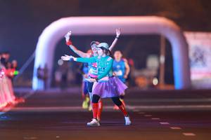 BIB: 4004
                            <button type="button" onclick="openModal(21283501)" class="btn btn-primary btn-sm float-right btn-popup" data-toggle="modal" data-target=".modal-high-quality">
                        <i class="fas fa-shopping-cart"></i> Add to Cart
                    </button>
                                            <button type="button" onclick="isThisMe(21283501, true)" class="btn btn-success btn-sm float-right btn-popup btn-isme hidden" data-toggle="tooltip" data-placement="bottom" title="นี่คือรูปของคุณใช่ไหม คลิกที่นี่เพื่อเอาเข้าอัลบั้ม">
                        <i class="fas fa-plus"></i> Add to album
                    </button>
                    <button type="button" onclick="isThisMe(21283501, false)" class="btn btn-warning btn-sm float-right btn-popup btn-isnotme hidden">
                        <i class="fas fa-ban"></i> Remove from album
                    </button>